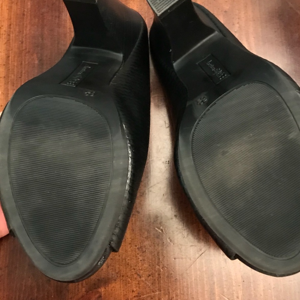 Ladies shoes size 6.5 - Picture 2 of 3